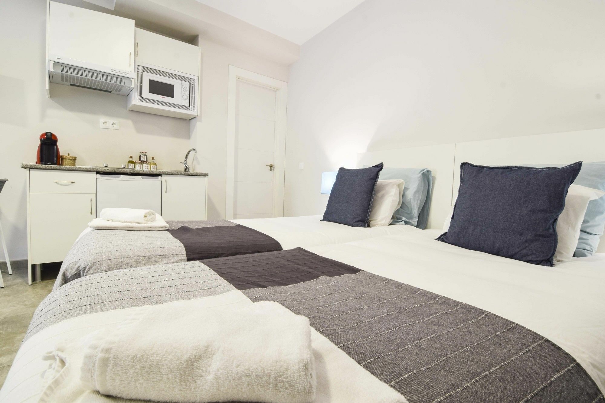Letmalaga Comfort Studio Buitenkant foto